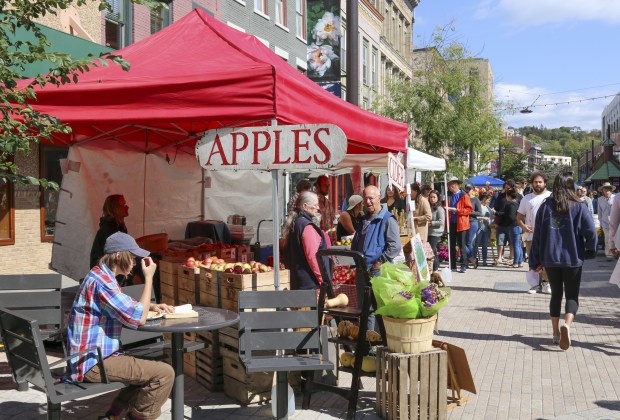 Apple Harvest Festival street view